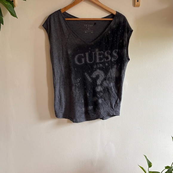 Y2K Guess Off-Shoulder Graphic Tee (Medium) - Picture 2 of 6